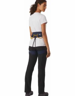 Shop Ar-385A Harness Women'S Valjaat