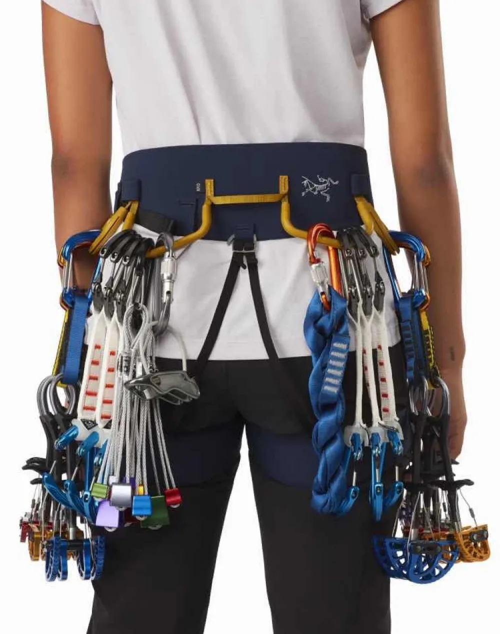 Shop Ar-385A Harness Women'S Valjaat