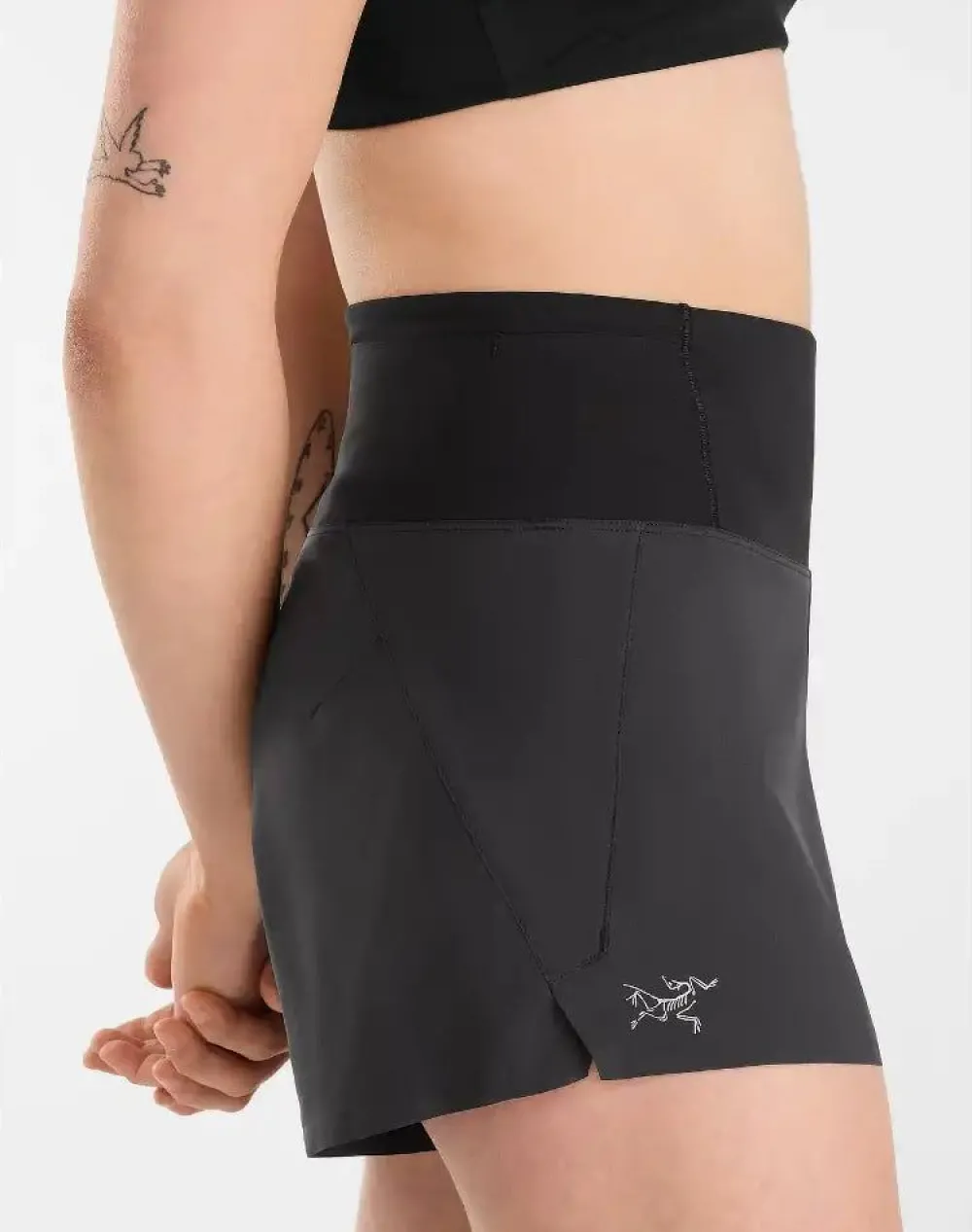 Clearance Essent Run High-Rise Short 3.5 Shortsit
