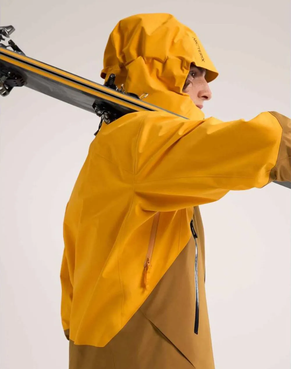 Flash Sale Rush Jacket M Vedenpitävät Takit