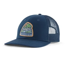 Store Take A Stand Trucker Hat Päähineet
