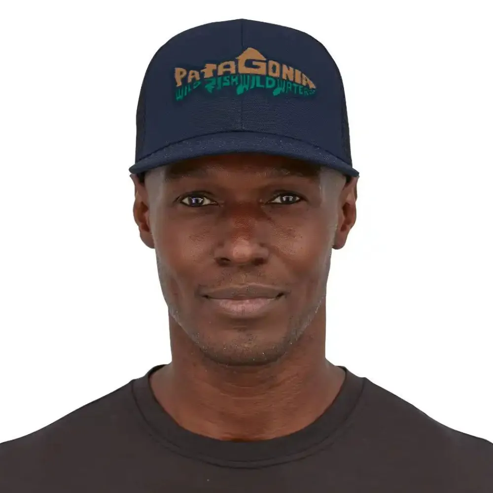 Store Take A Stand Trucker Hat Päähineet
